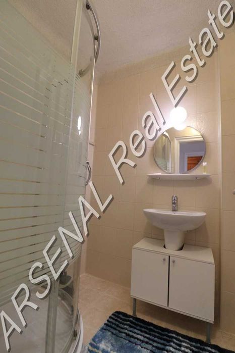 Тристаен апартамент под наем, Гео Милев