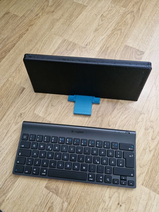 Tastatura Logitech Bluetooth iPad / PC
