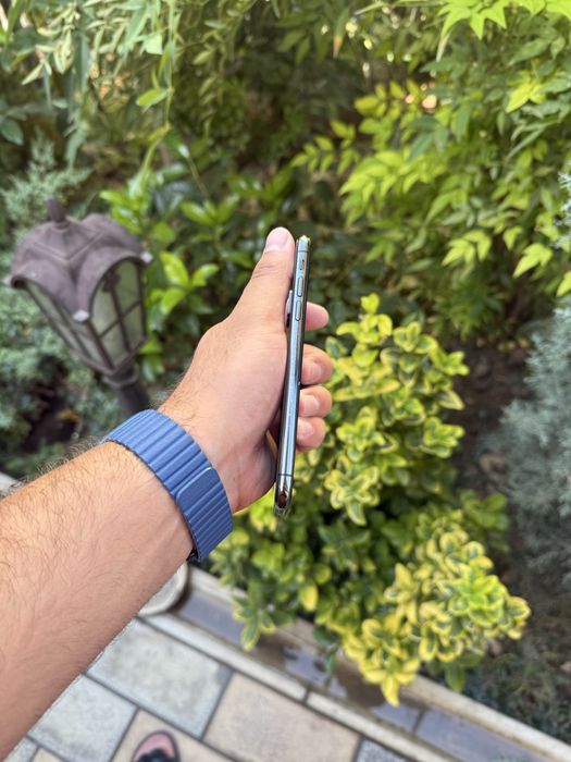 Iphone xs ayfon xs 64gb sotiladi tel ideal aybi yo face ishlidi