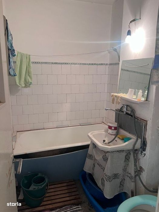 Apartament 2 camere, 41 mp, zona Craiovita Noua