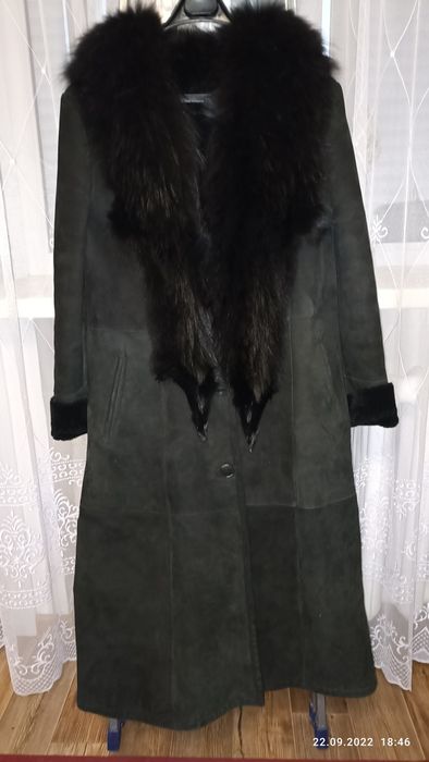 Продам дубленку новая
