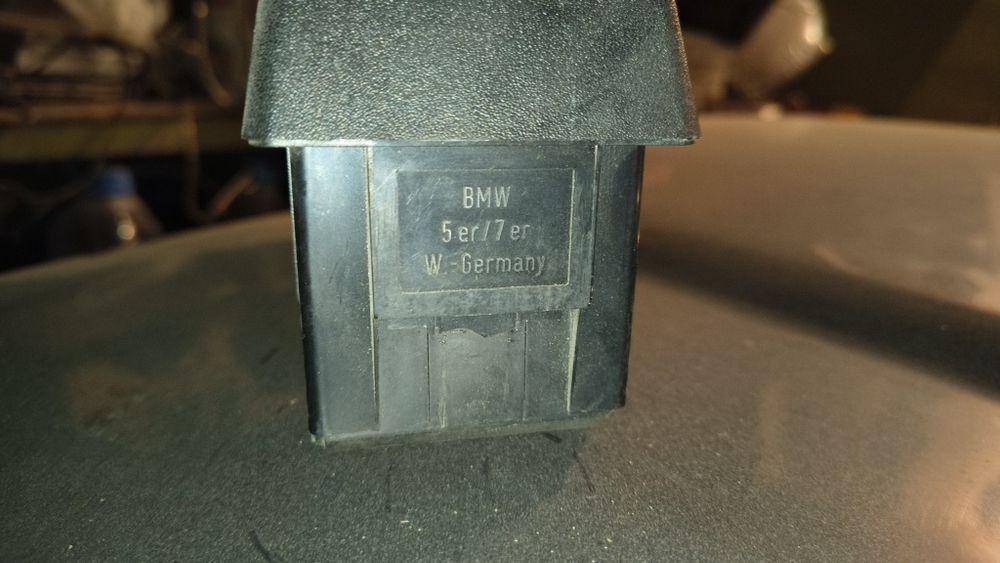 Подкасетник БМВ/bmw Е34/e34, e38/е38 и т.д.