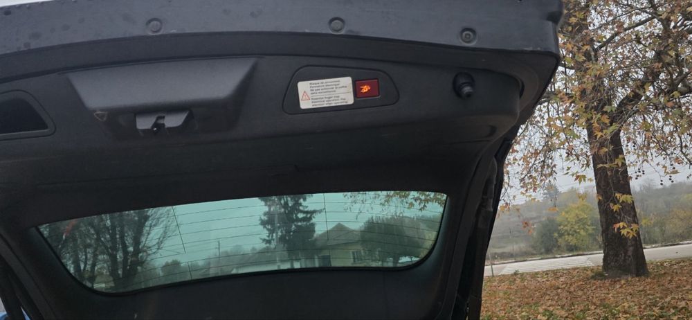 Peugeot 508 2.2 hdi 2011 na chasti