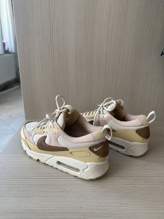 Дамски обувки- Nike