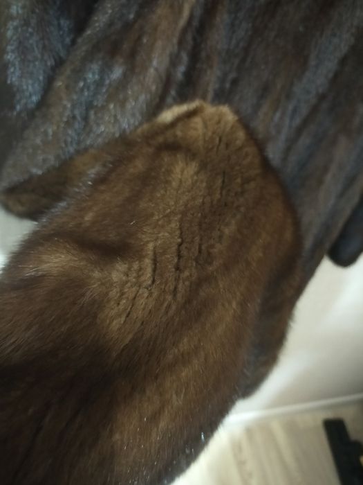 Продам норковую шубу