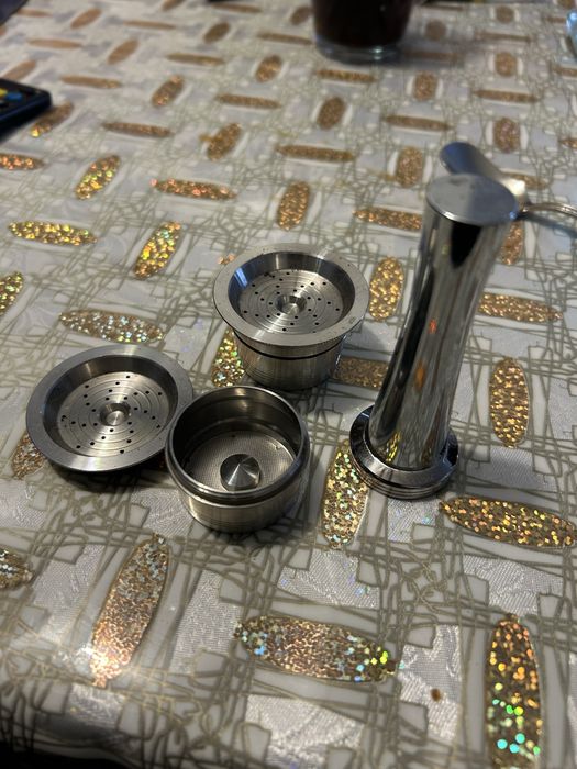 Tchibo caffisimo + set 2capsule inox si tamper