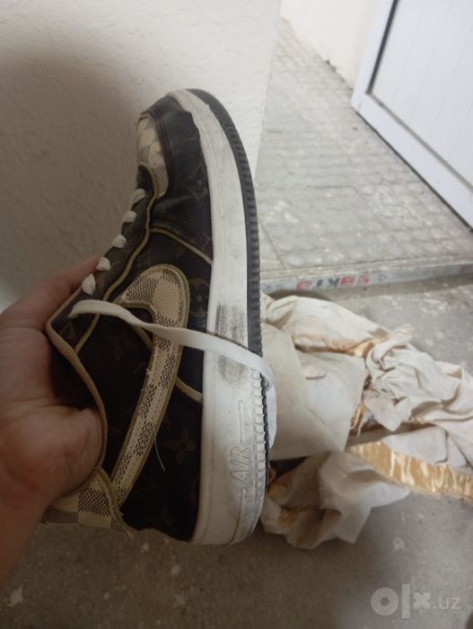 Nike Louis Vuitton мужская обувь размер 40 можем поторговаться