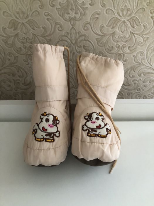Продам детские дутики
