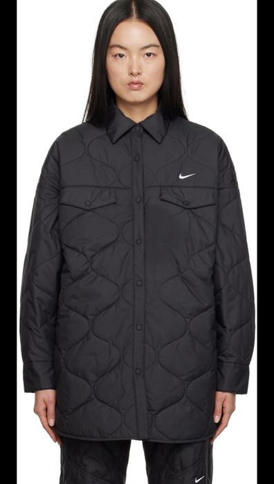 Продам куртку Nike