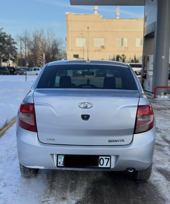 Продам Лада гранта Автомат