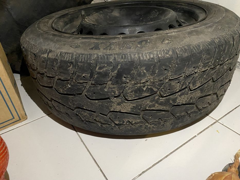 Запасная шина r16