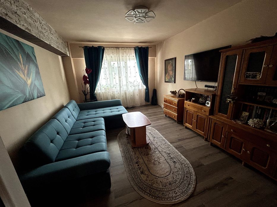 Vând apartament 3 camere, zona 0 Târgu Jiu