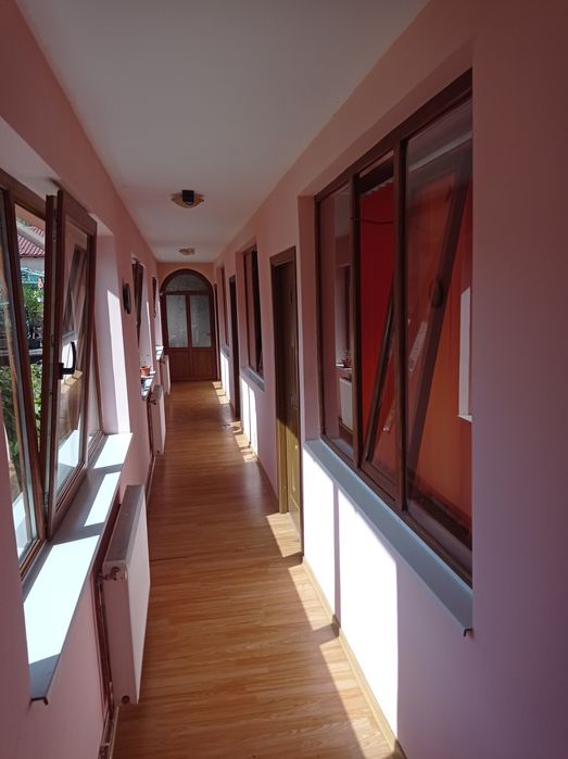 Inchiriez garsoniera Brasov la vila
