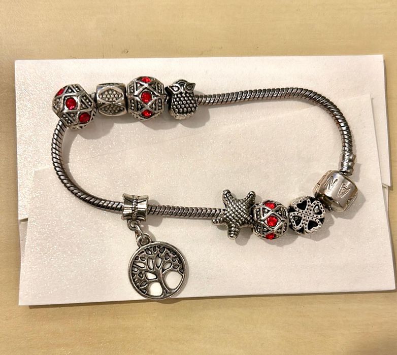 Aparat IPL InfiLaser - body hair remover ( pentru firele negre ), nou