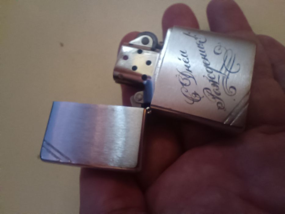 Бензиновая зажигалка Zippo.Оригинал.
