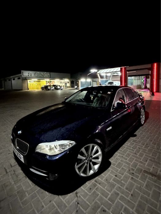 Vand bmw f10 2011 automat padele in stare perfecta acte valabile