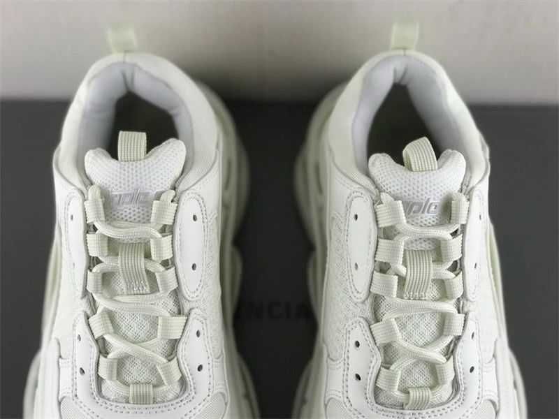 Balenciaga Triple S - Cream/White/Dark Grey