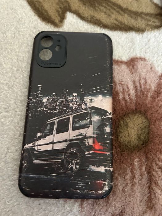 Vând huse IPhone 11