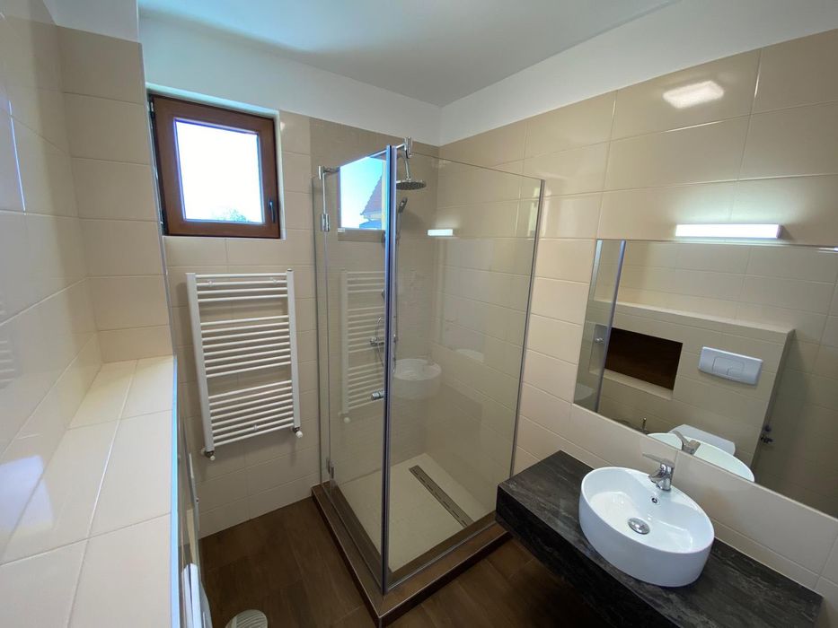 Apartament de închiriat