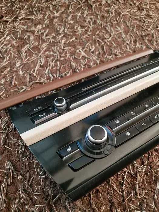 Impecabil! Vand panou clima BMW f10 f11 2009-2016