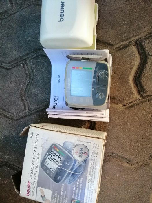 Tensiometru beurer Germania foarte practic și util