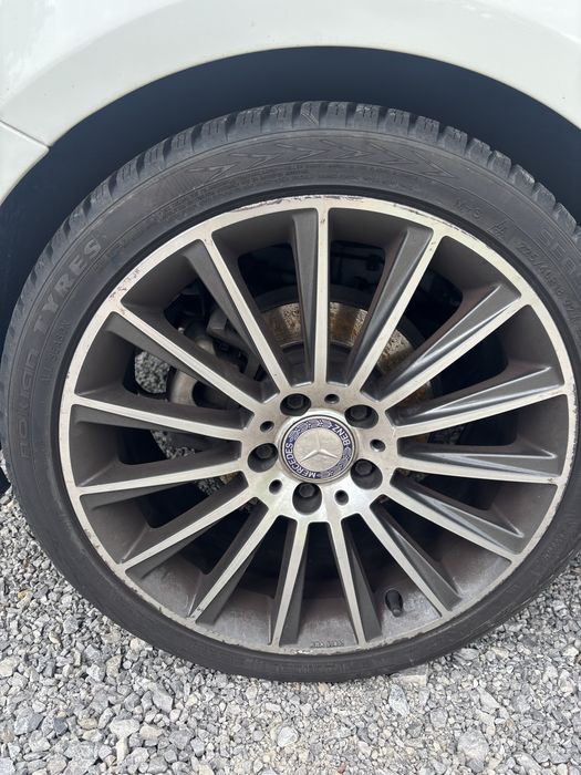 Джанти с гуми 18 a класа W176