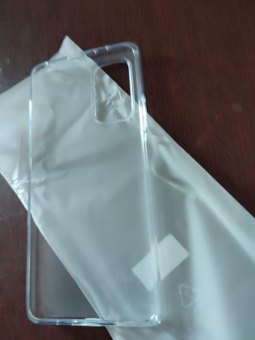 Продам чехол Редми ноут 10 про.