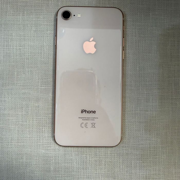 Iphone 8 liber de retea