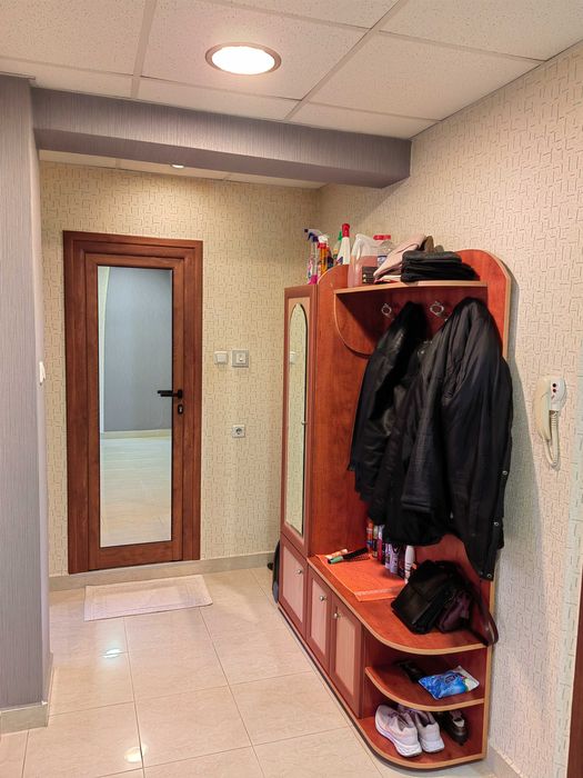 3 - стаен апартамент 100 кв. м. в идеален център на гр. Враца.