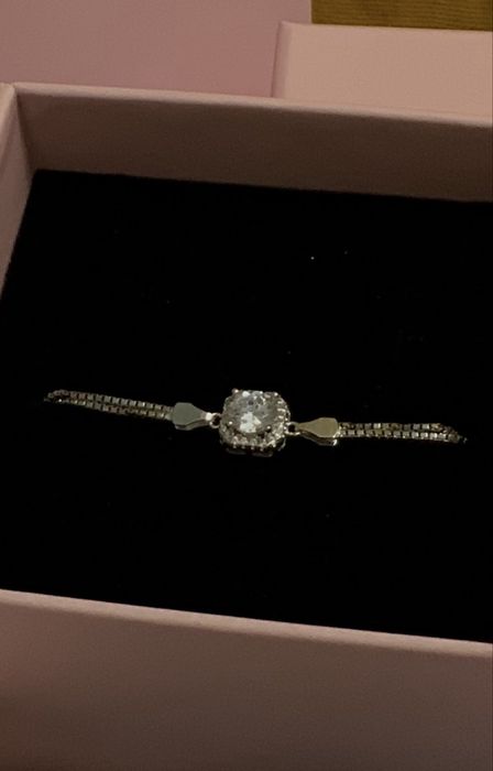 Срочно продам! Браслет MONE