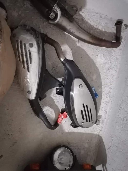 Vând Piese Piaggio