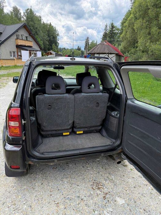 Toyota RAV4 2.0 Diesel 2004, 3 usi