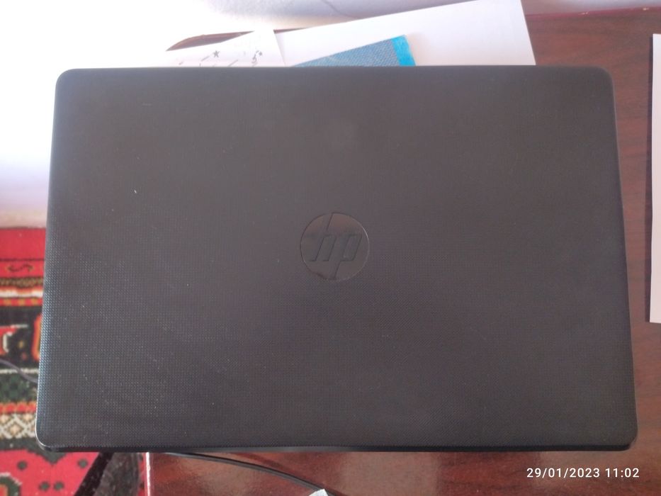 Noutbuk HP core i3-5005U
