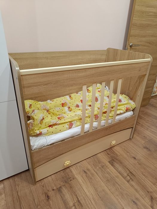 Кошара с люлеещ механизъм Кирев + матрак