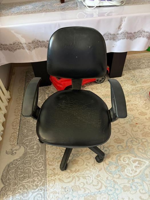 Продам кресло для компьютера