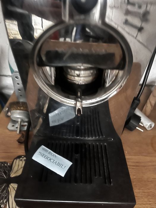 Aparate de cafea si espresoare