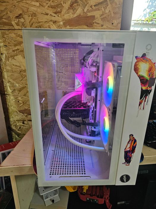 Sistem Gaming Ryzen 9600x, 16gb DDR5 RGB, Rtx 3060 12gb, ssd, etc !