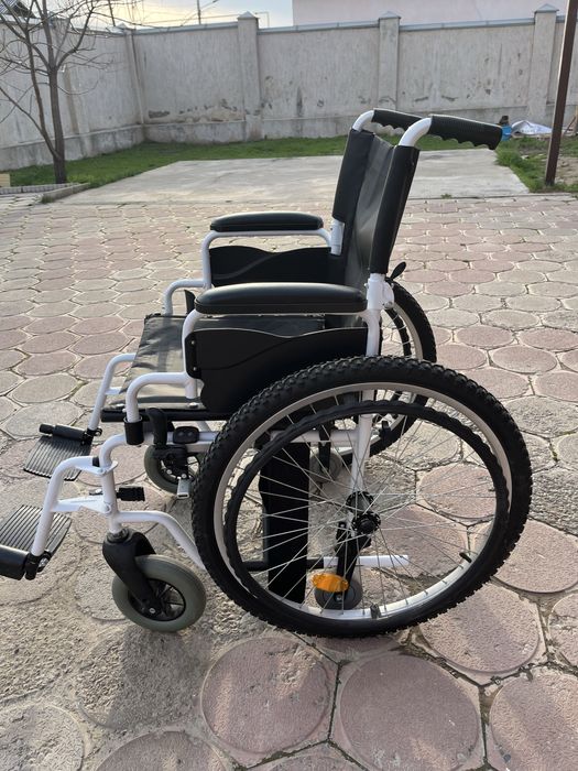 Инвалидная коляска