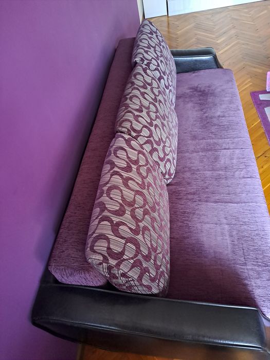 Продавам холна гарнитура Рудиан