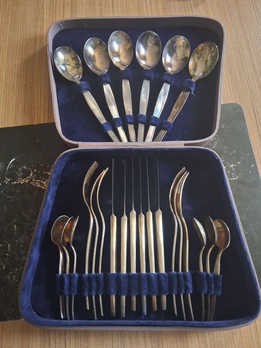 Tacâmuri vechi rusesti,din 1971