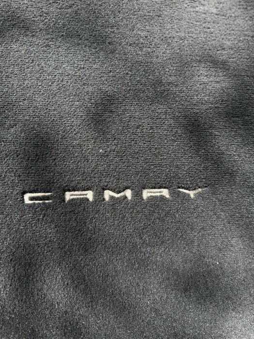 Камри 75 оригинальные полики