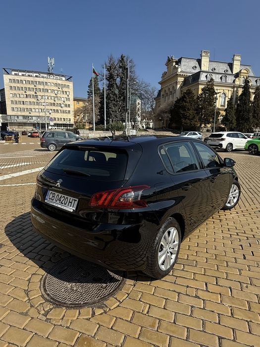 Peugeot 308 Черен цвят