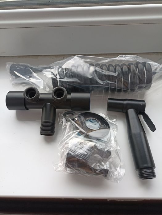 Dus igienic cu robinet cu 2 iesiri