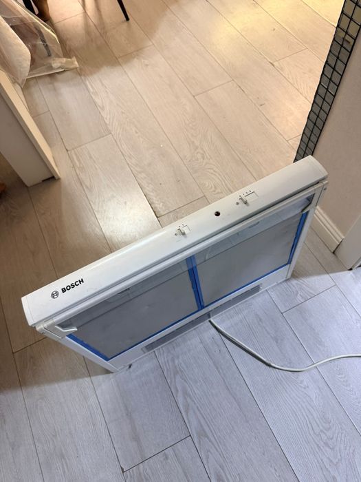 Вытяжка новая bosch