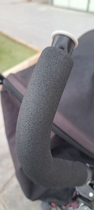 carut carucior bebe copii usor chicco impecabil