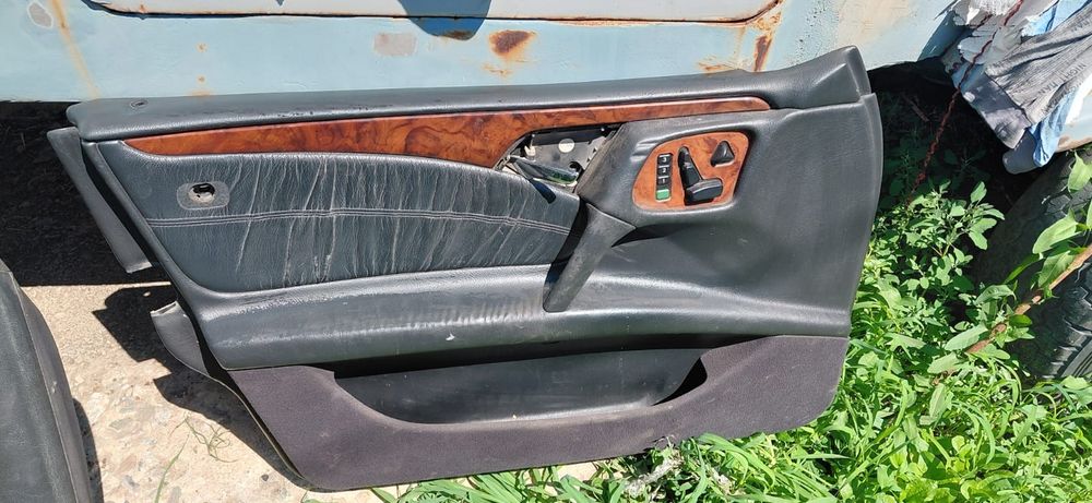 Сидения, дверные карты мерседес w210