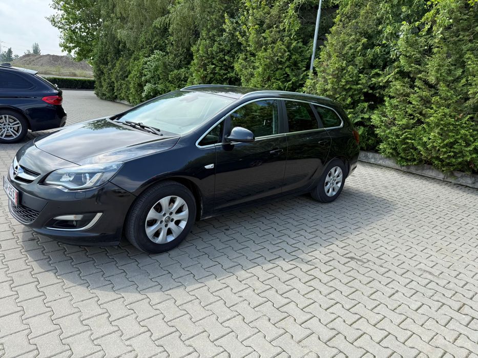 Opel Astra J 1.6 CDTI  136 CP