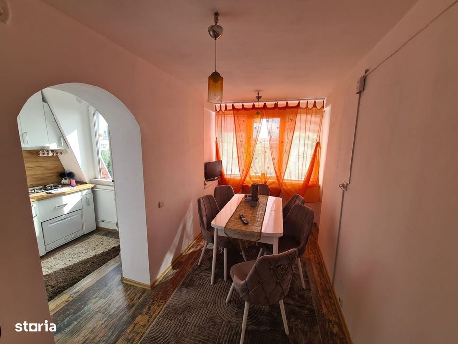 Apartament 4 camere, 85 mp utili, renovat în 2025 – Sarari, Craiova