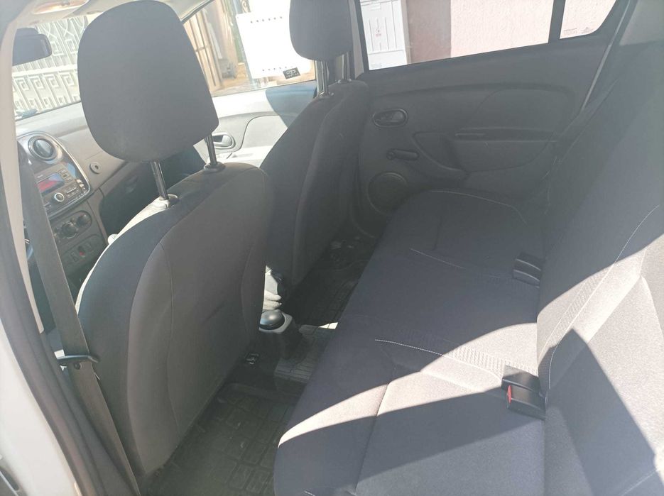 Vand Dacia Logan MCV cu Gpl si Benzina