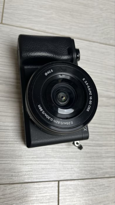 Видеокамера Sony 6400